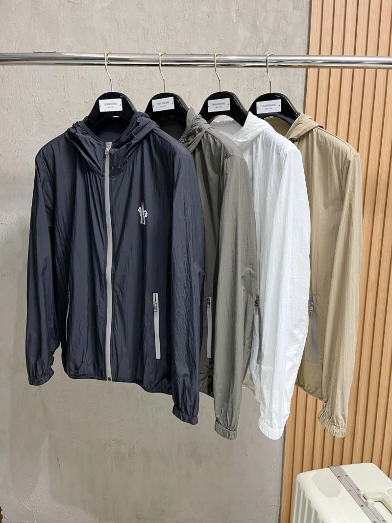 Durable Moncler Outwear 142041