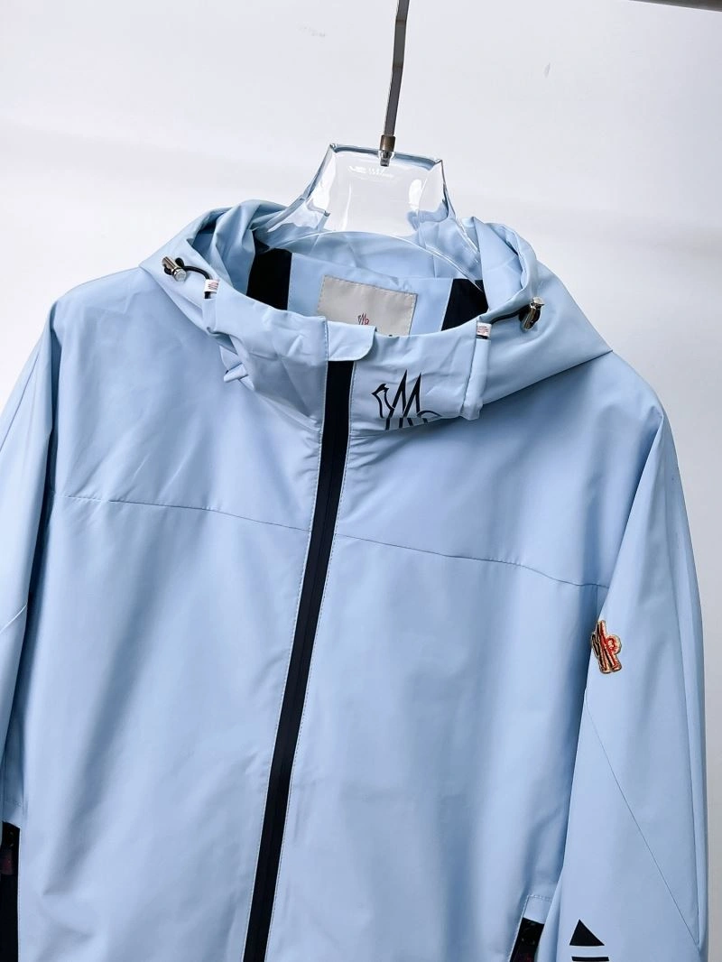 Breathable Moncler Outwear 142033