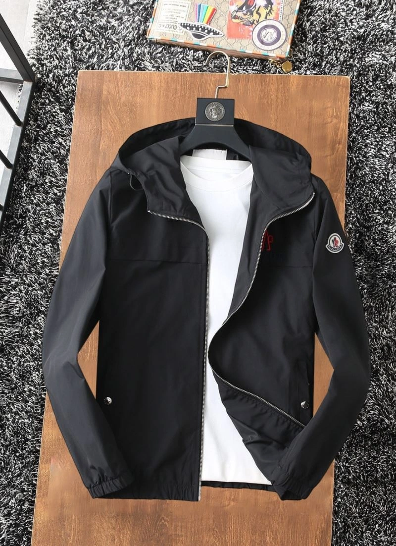Moncler Outwear Fashionable 142032