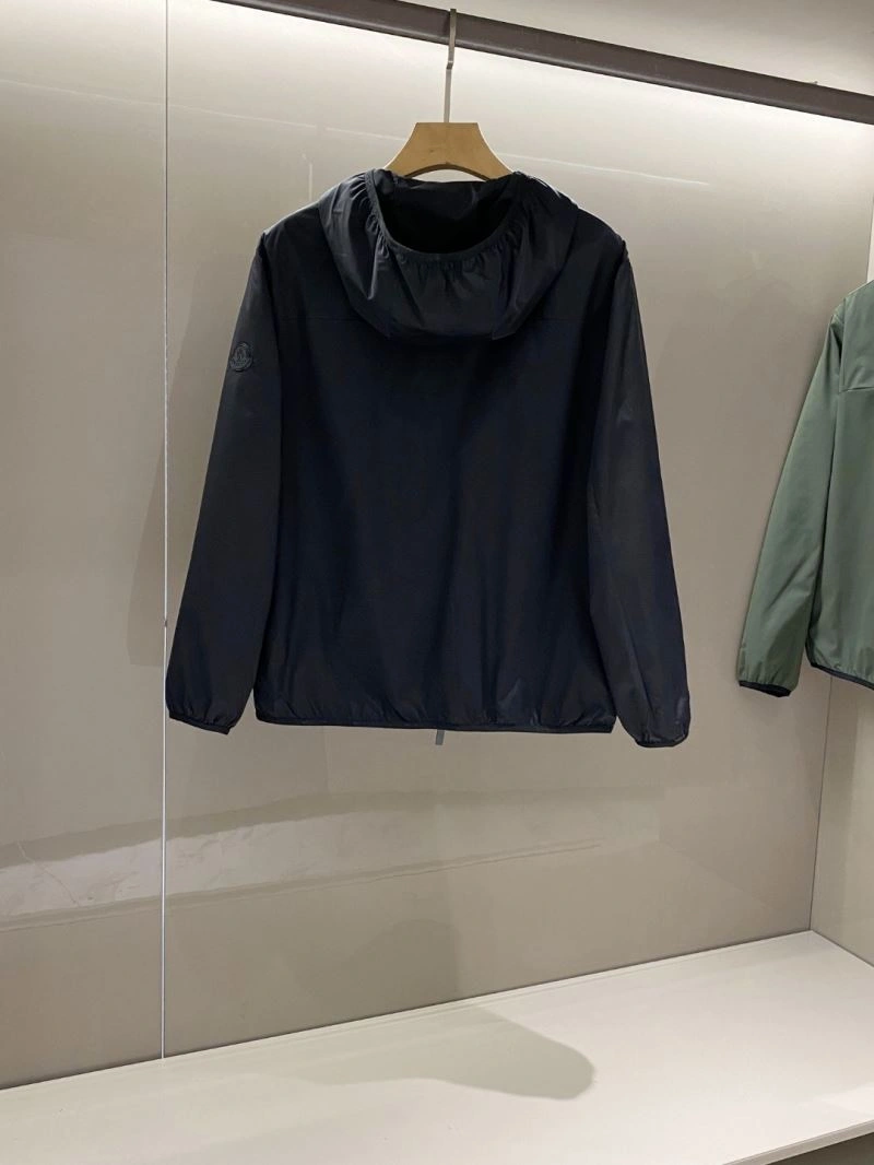 QuickDry Moncler Outwear 142031