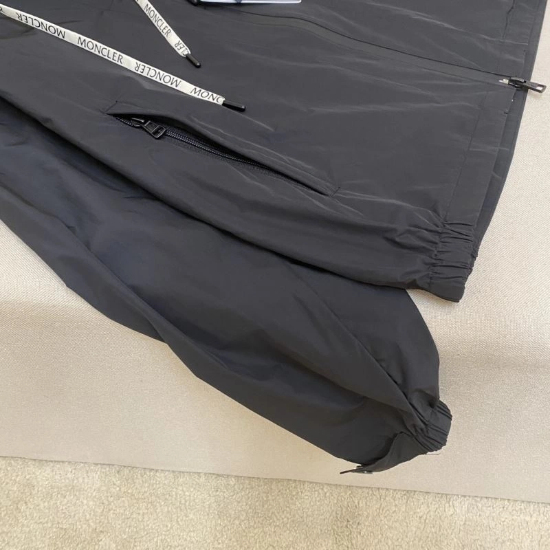 Moncler Outwear Timeless 142029