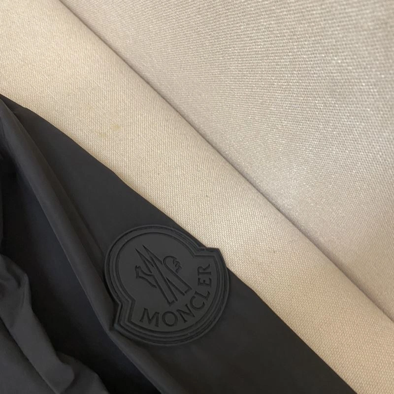 Moncler Outwear Timeless 142029