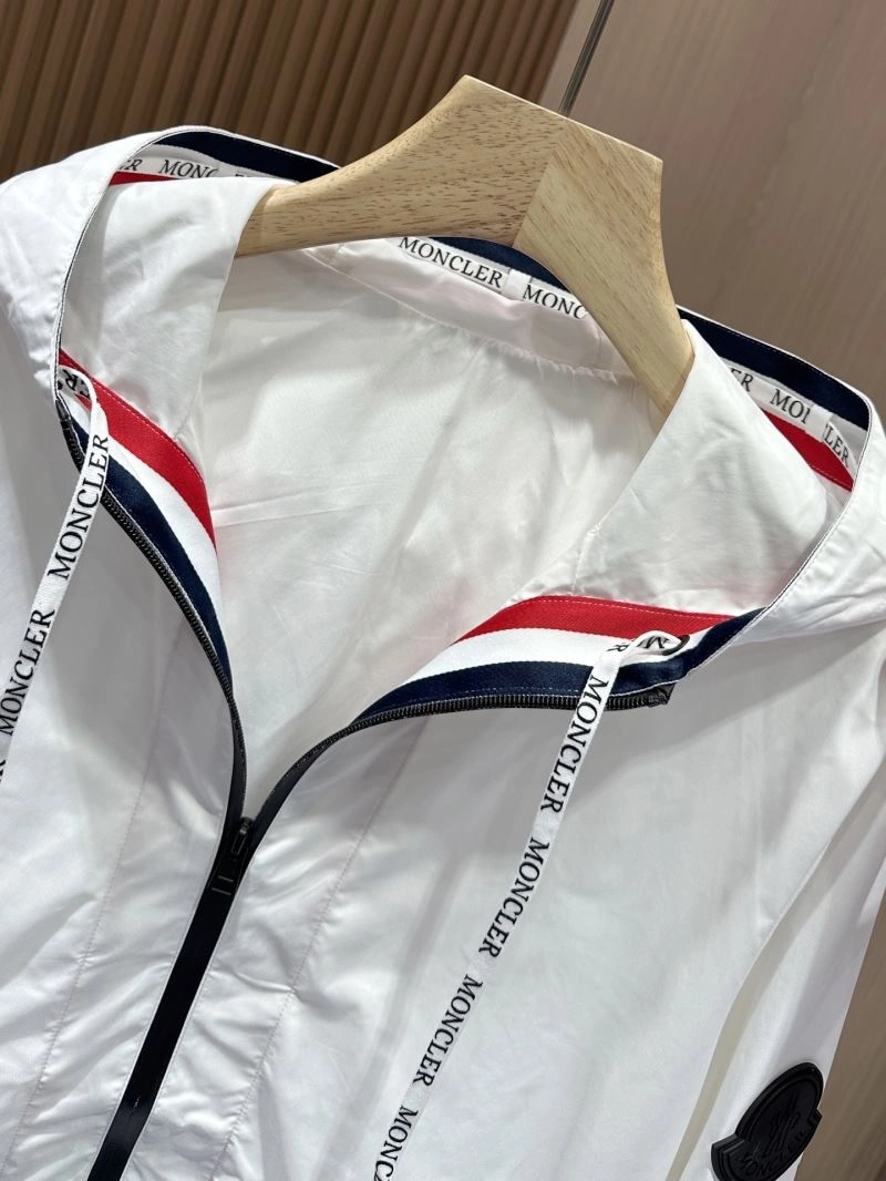 Moncler Outwear Fashionable 142020