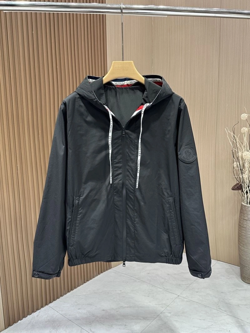 Breathable Moncler Outwear 142019