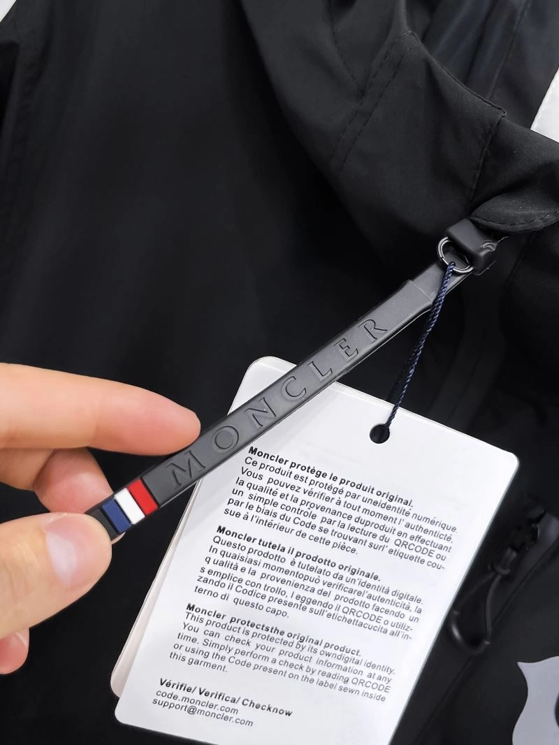 QuickDry Moncler Outwear 142017