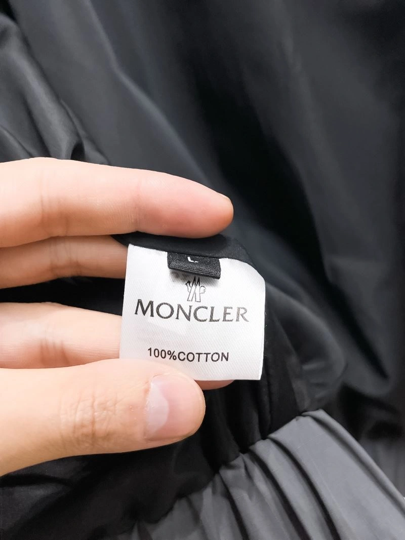 Unique Moncler Outwear 142012