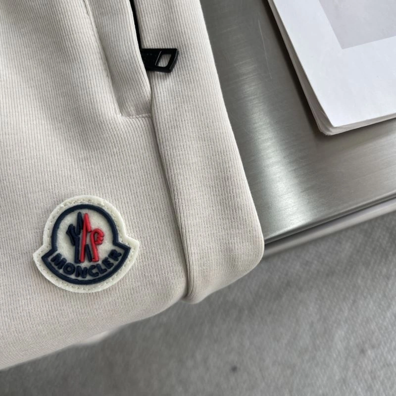 Moncler Outwear SmoothTexture 141992