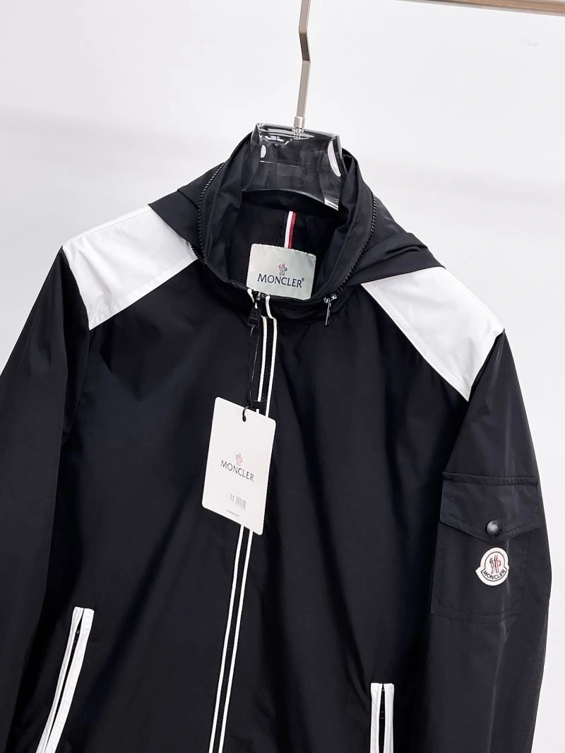 Moncler Outwear Upgraded 142001