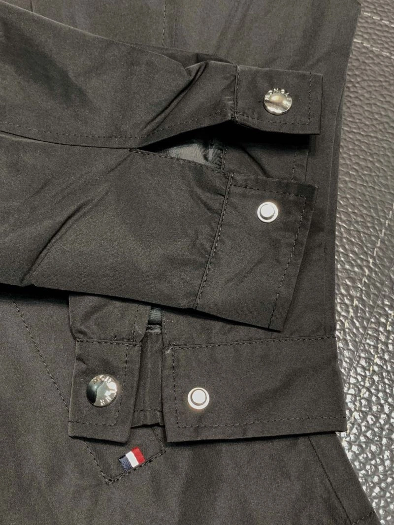 Breathable Moncler Outwear 141997