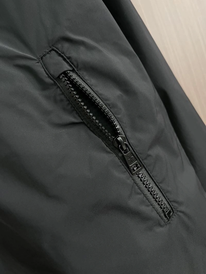 WellDesigned Moncler Outwear 142000