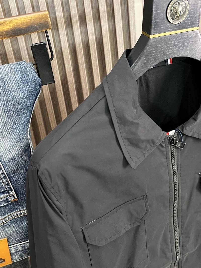 WellDesigned Moncler Outwear 142000