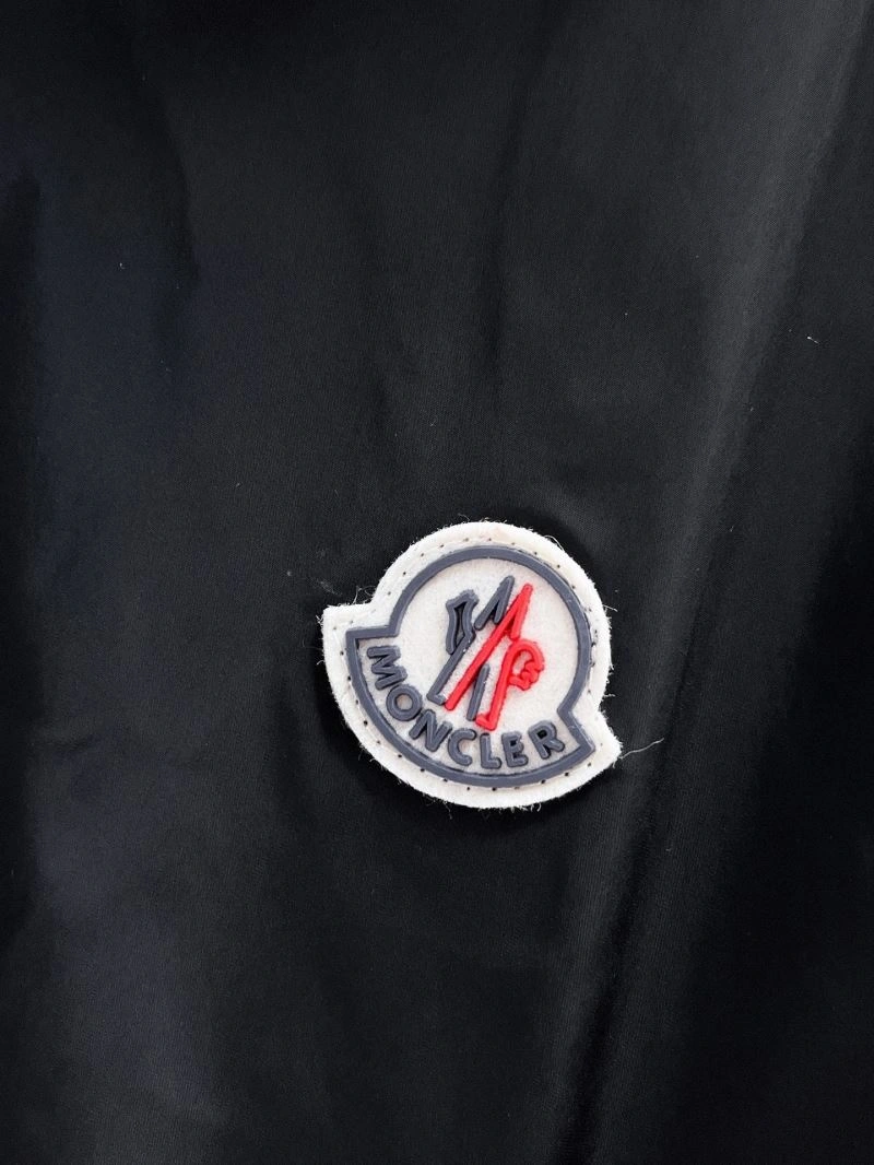 Effortless Moncler Outwear 142008