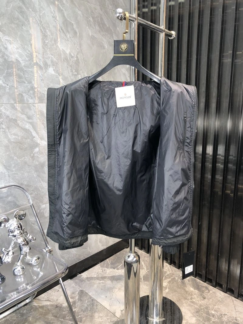Moncler Outwear Bright 142002