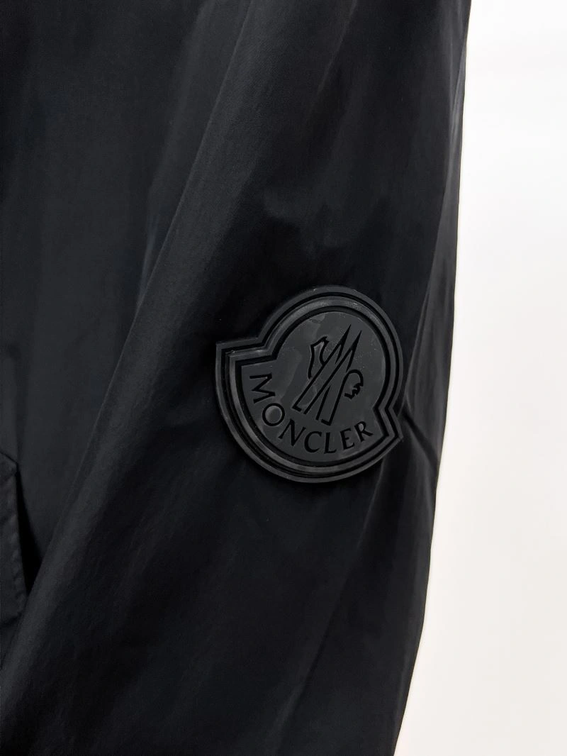 Moncler Outwear Effortless 142003