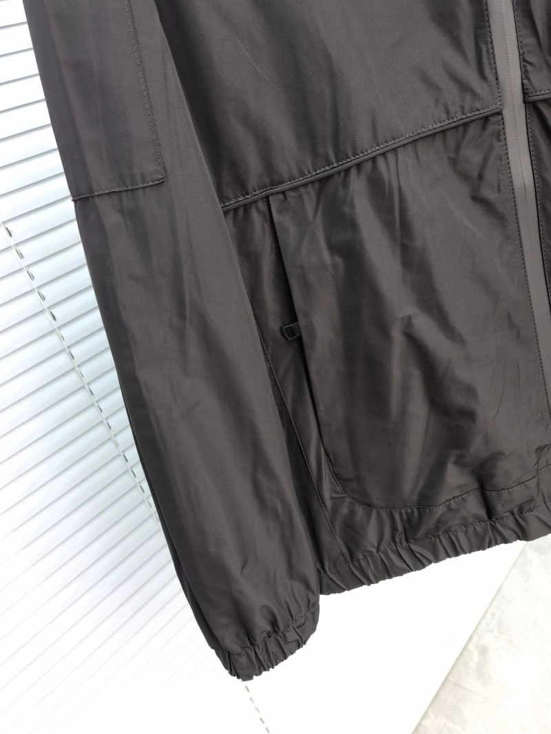 Moncler Outwear GoAnywhere 141988
