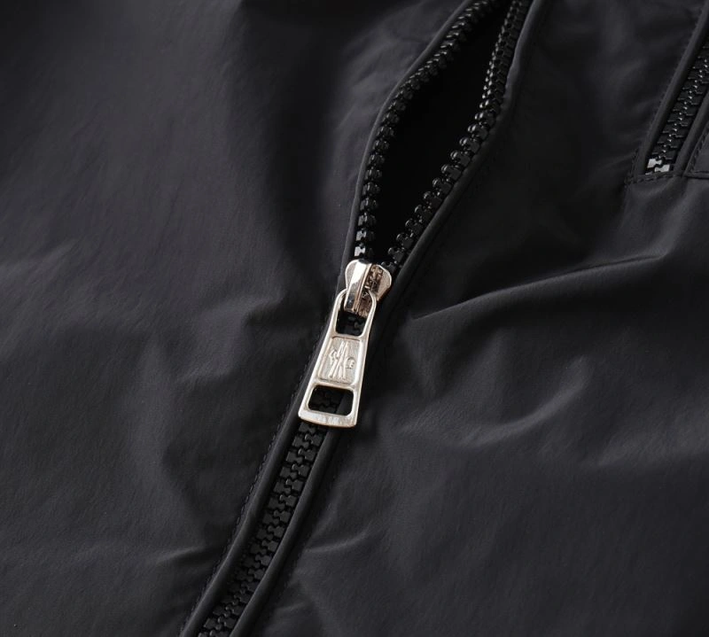 SmoothTexture Moncler Outwear 141985