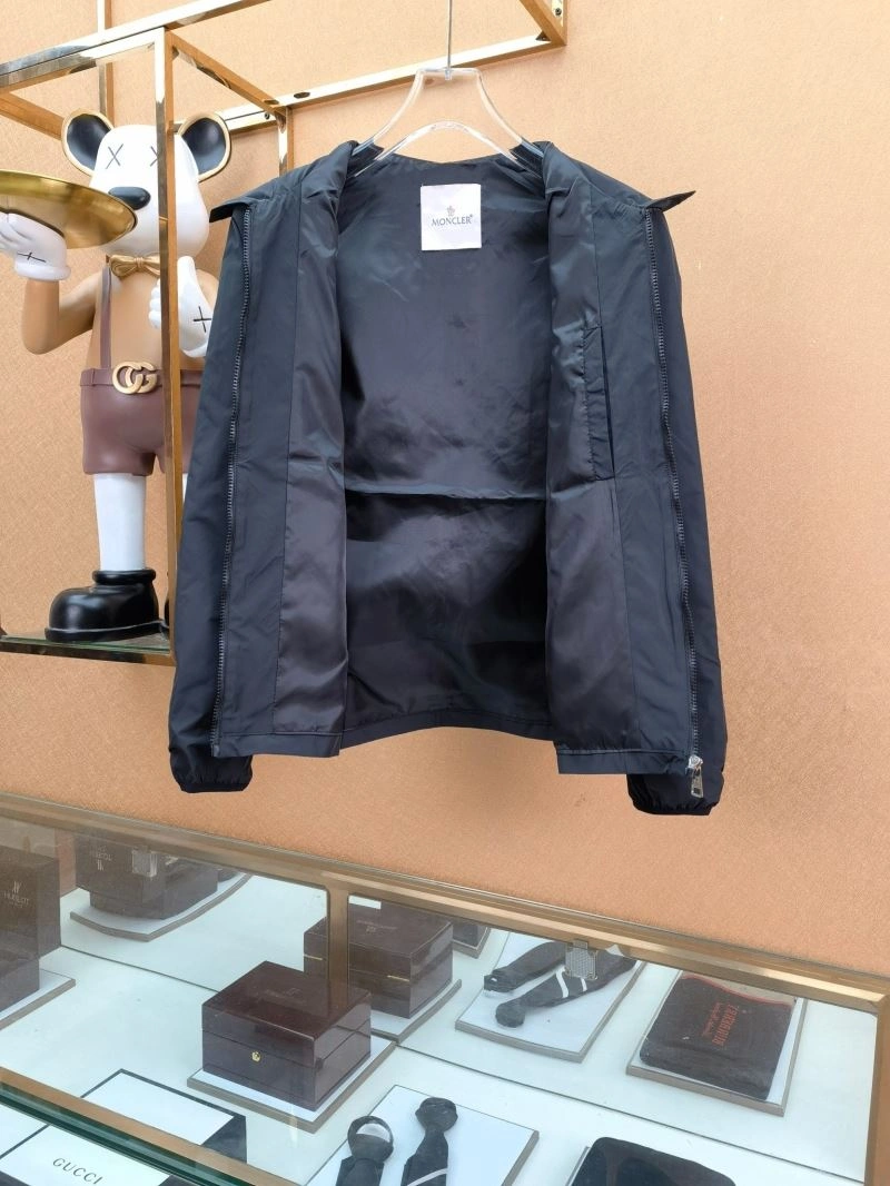 Moncler Outwear WellDesigned 141983