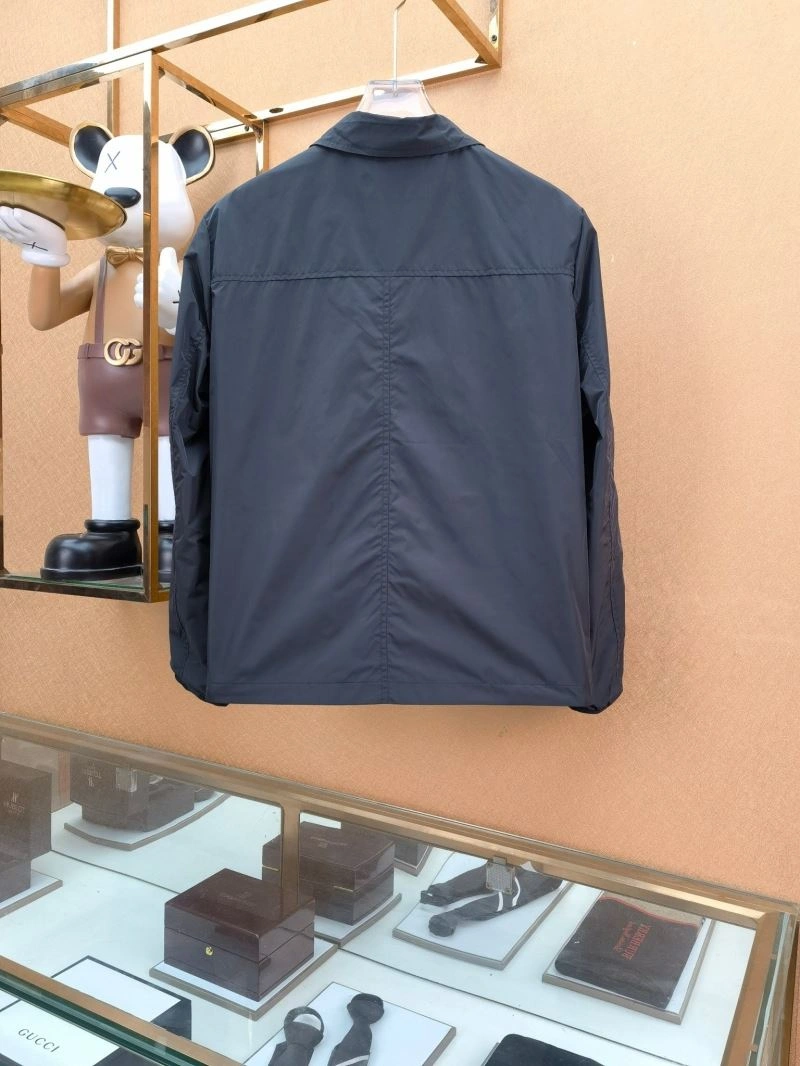 Moncler Outwear WellDesigned 141983