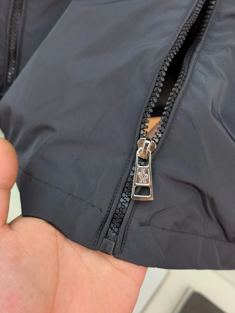 Moncler Outwear WellDesigned 141983