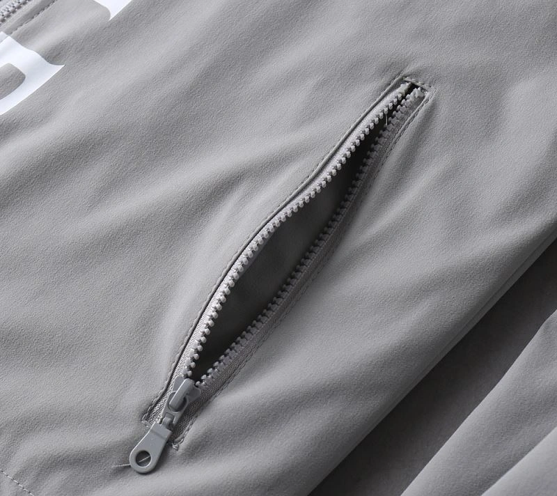 Moncler Outwear Breathable 141981