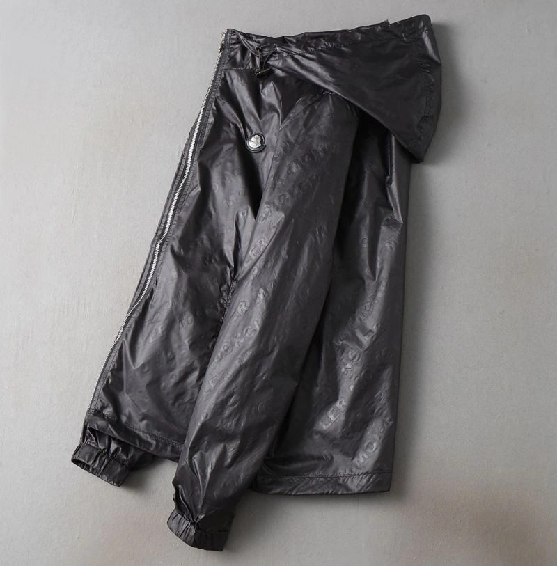 Moncler Outwear WaterResistant 141977