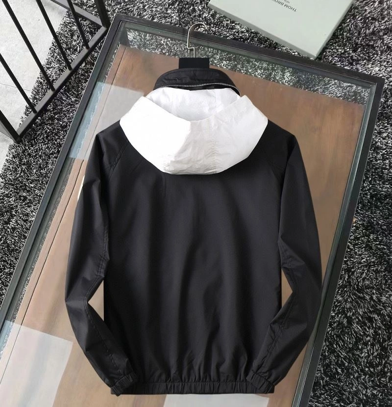 Moncler Outwear Comfortable 141971