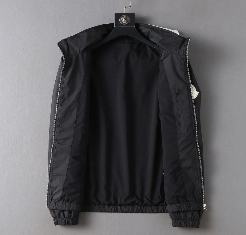 Moncler Outwear Comfortable 141971