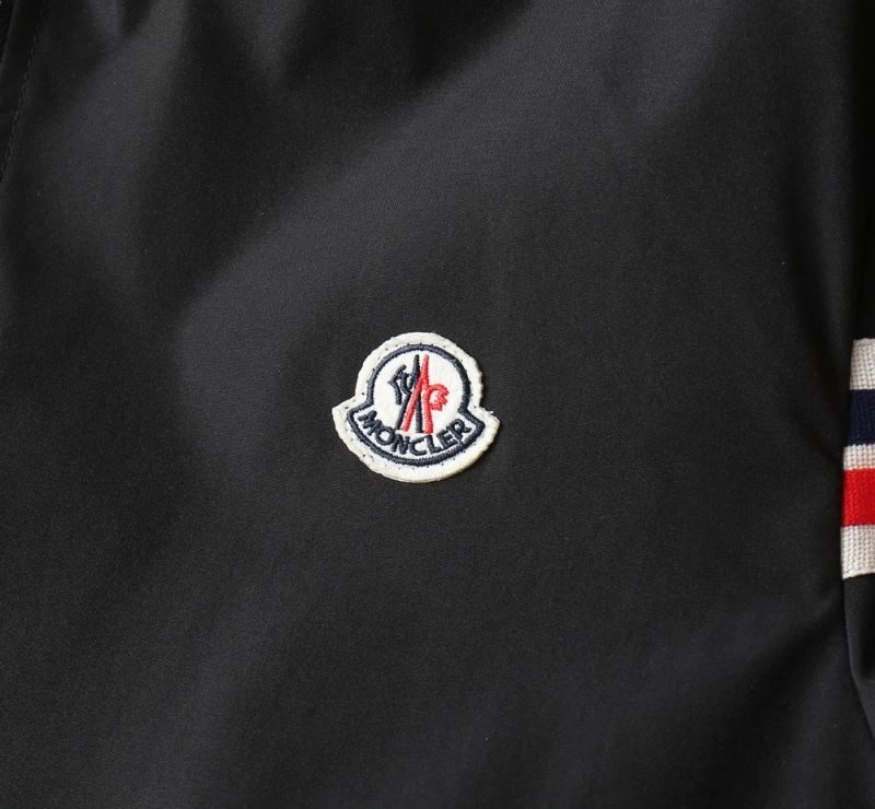Moncler Outwear Unique 141967