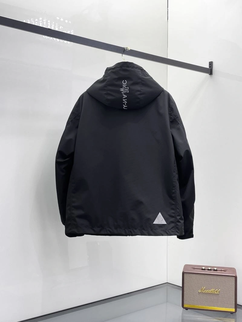 Thermal Moncler Outwear 141972
