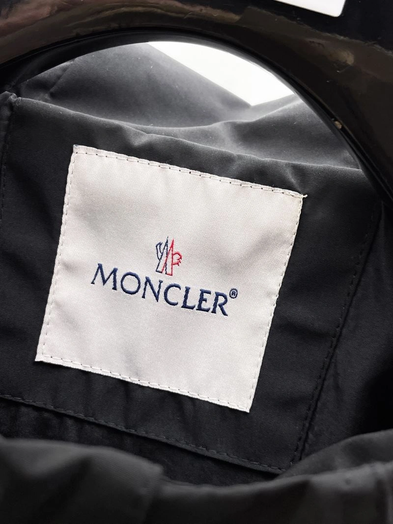 Thermal Moncler Outwear 141972