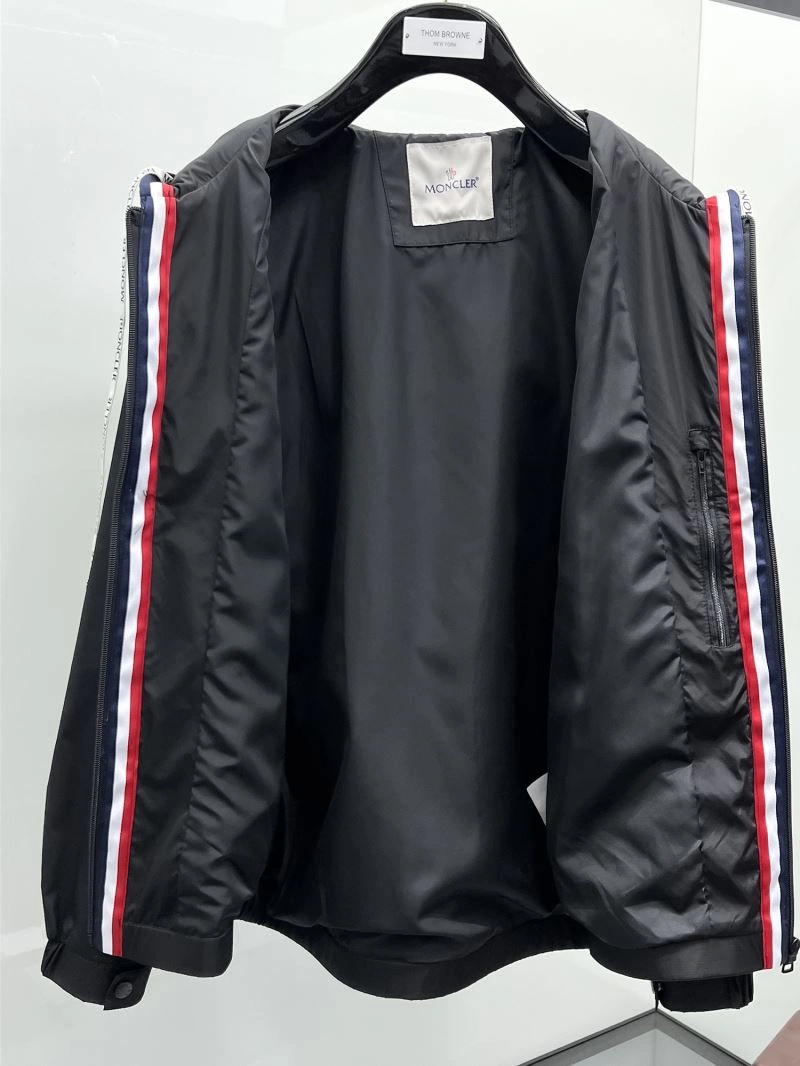 Moncler Outwear StreetReady 141962