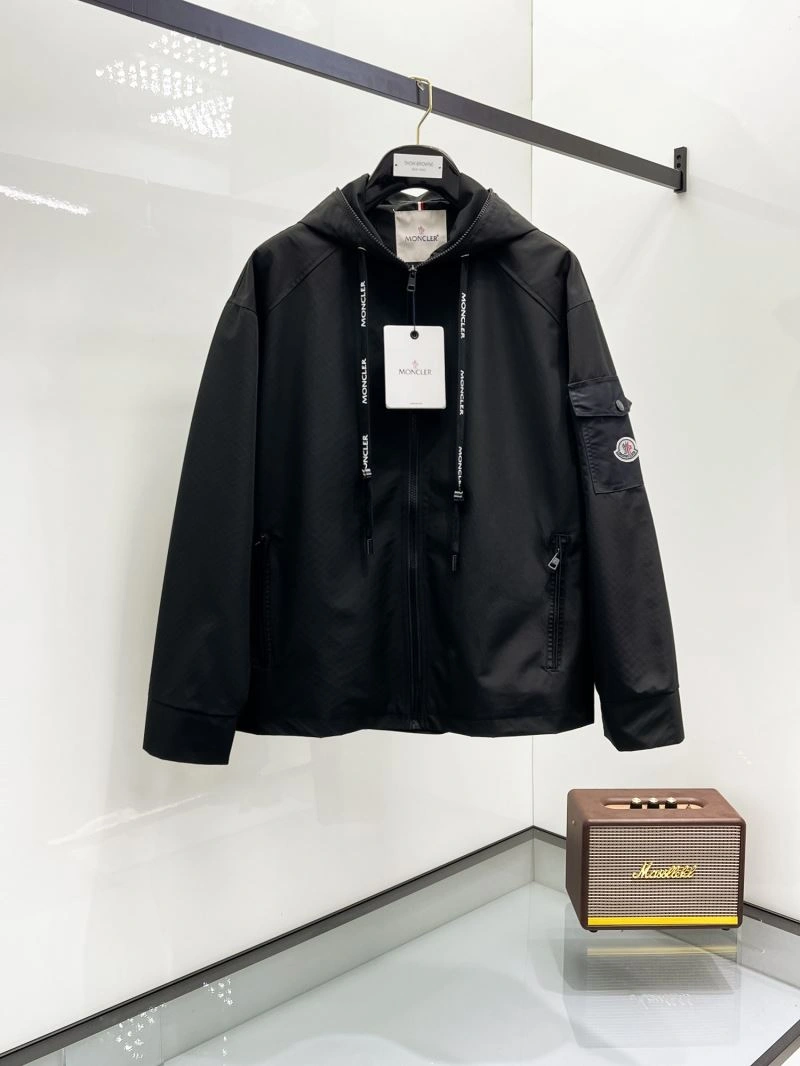 Moncler Outwear Durable 141954