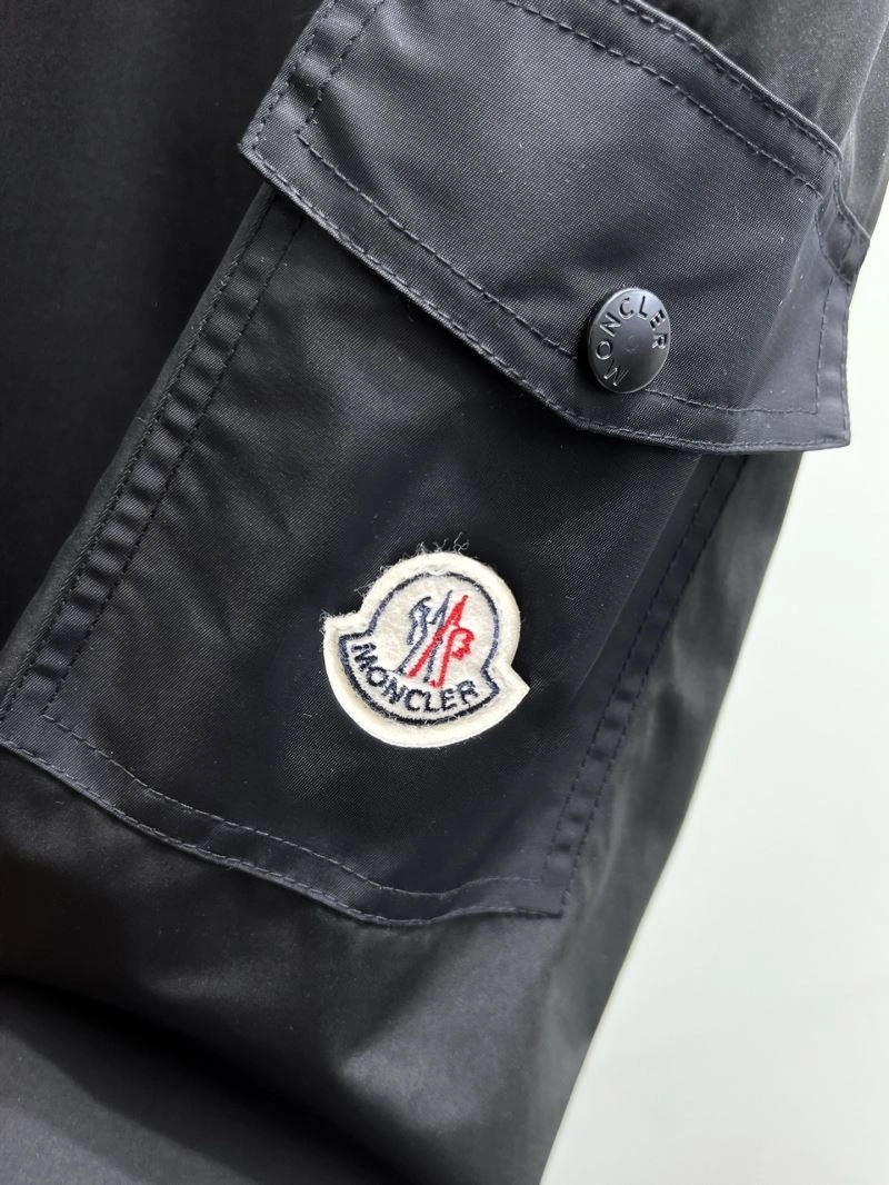 Moncler Outwear Durable 141954
