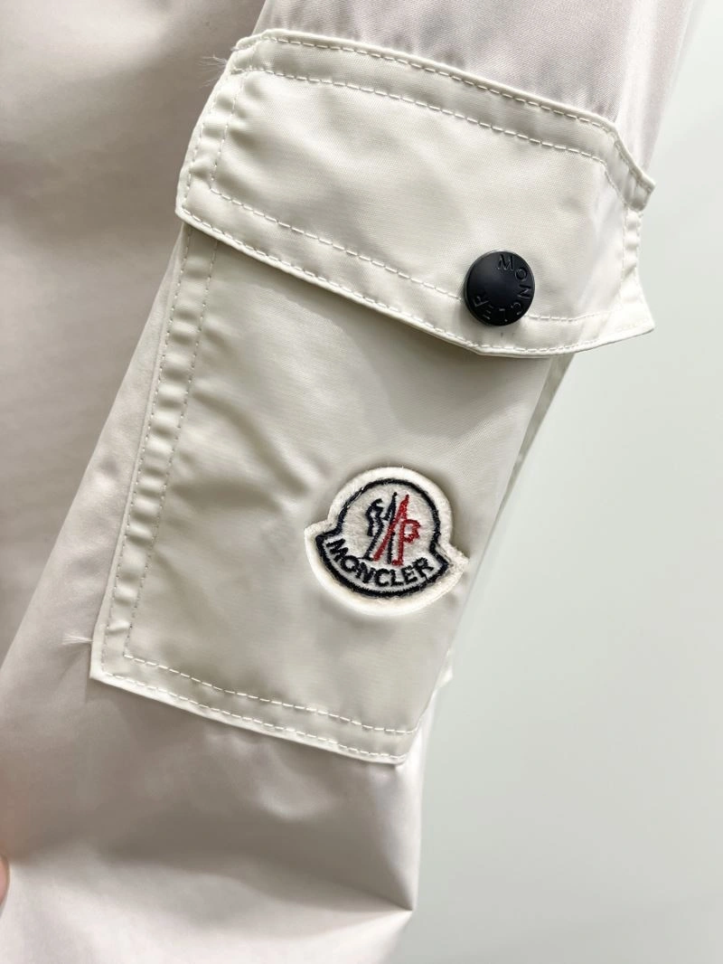 Moncler Outwear FastDry 141975