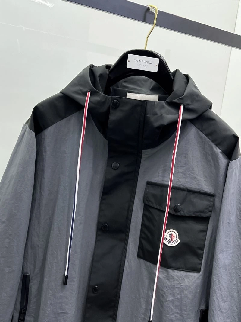 Effortless Moncler Outwear 141956