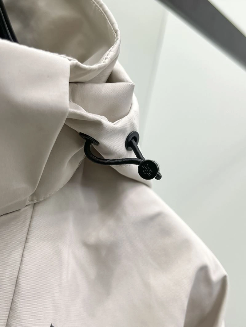 Moncler Outwear FreshLook 141961