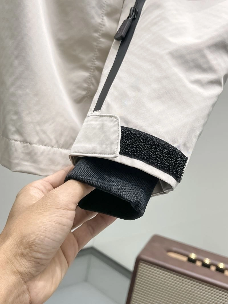 Moncler Outwear FreshLook 141961