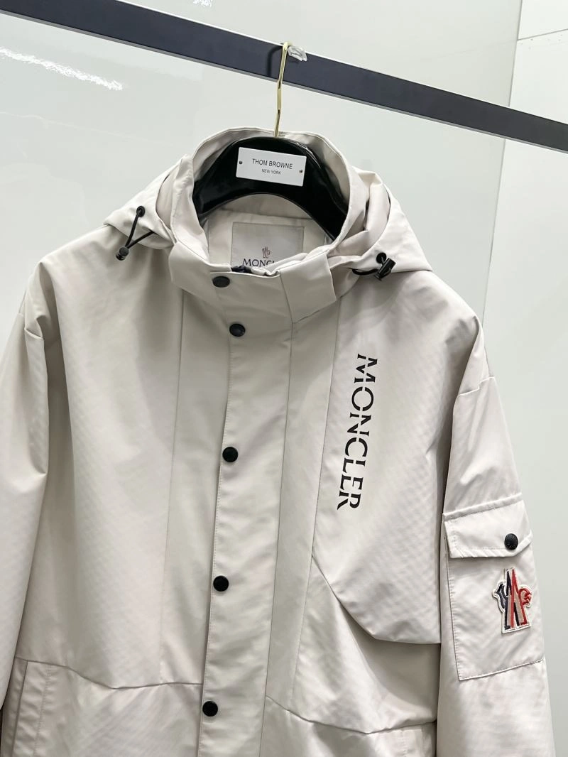 Moncler Outwear FreshLook 141961