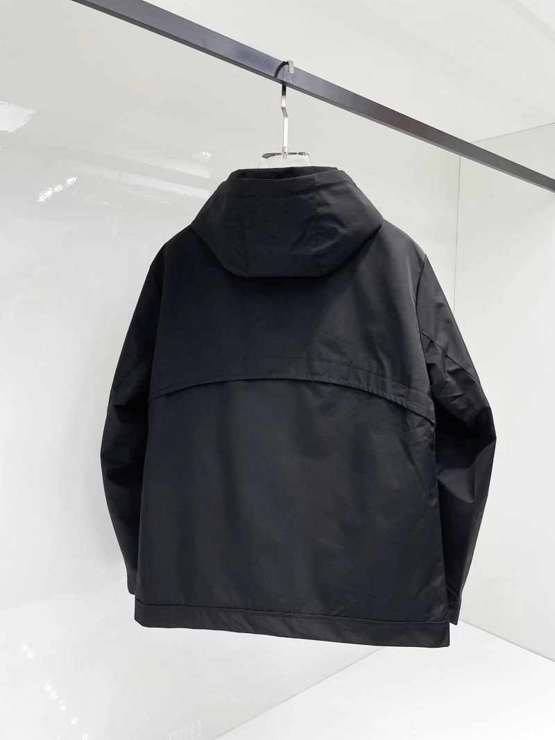 Compact Moncler Outwear 141951