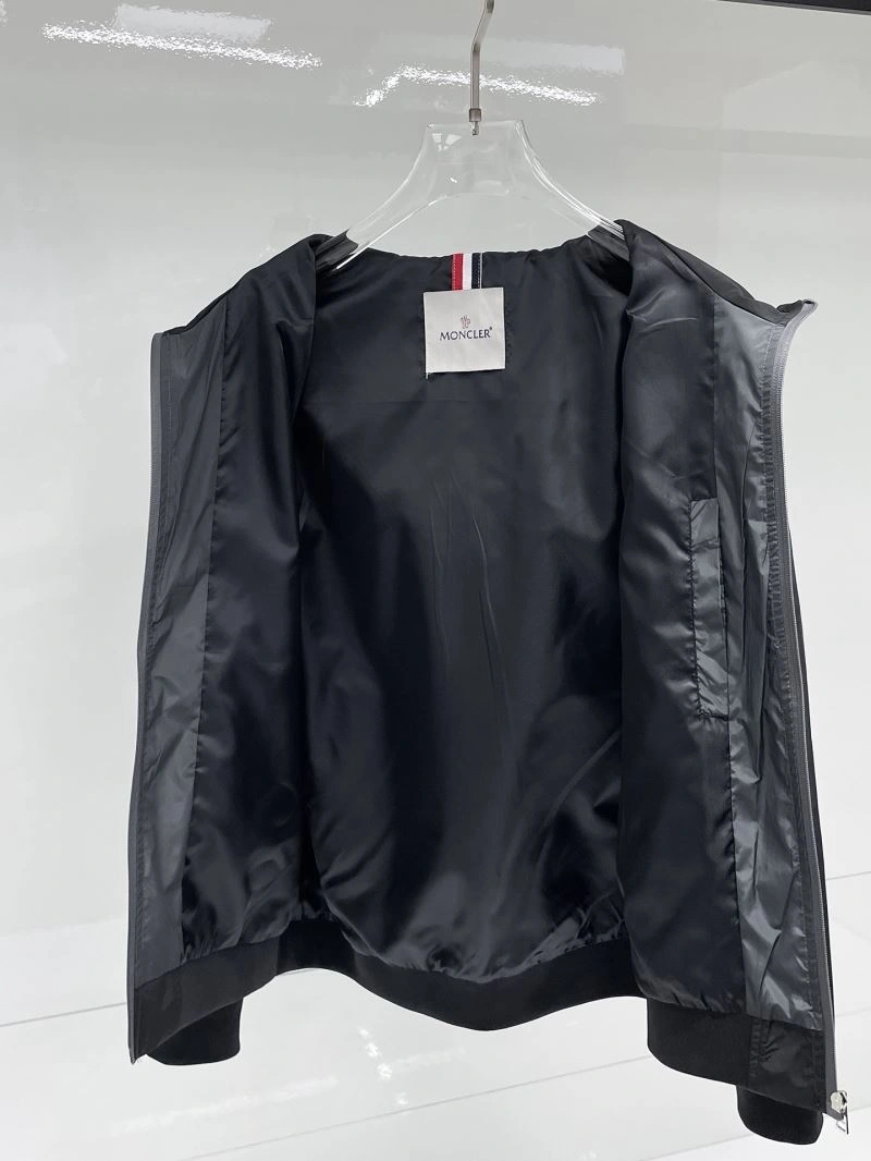 Moncler Outwear Casual 141966