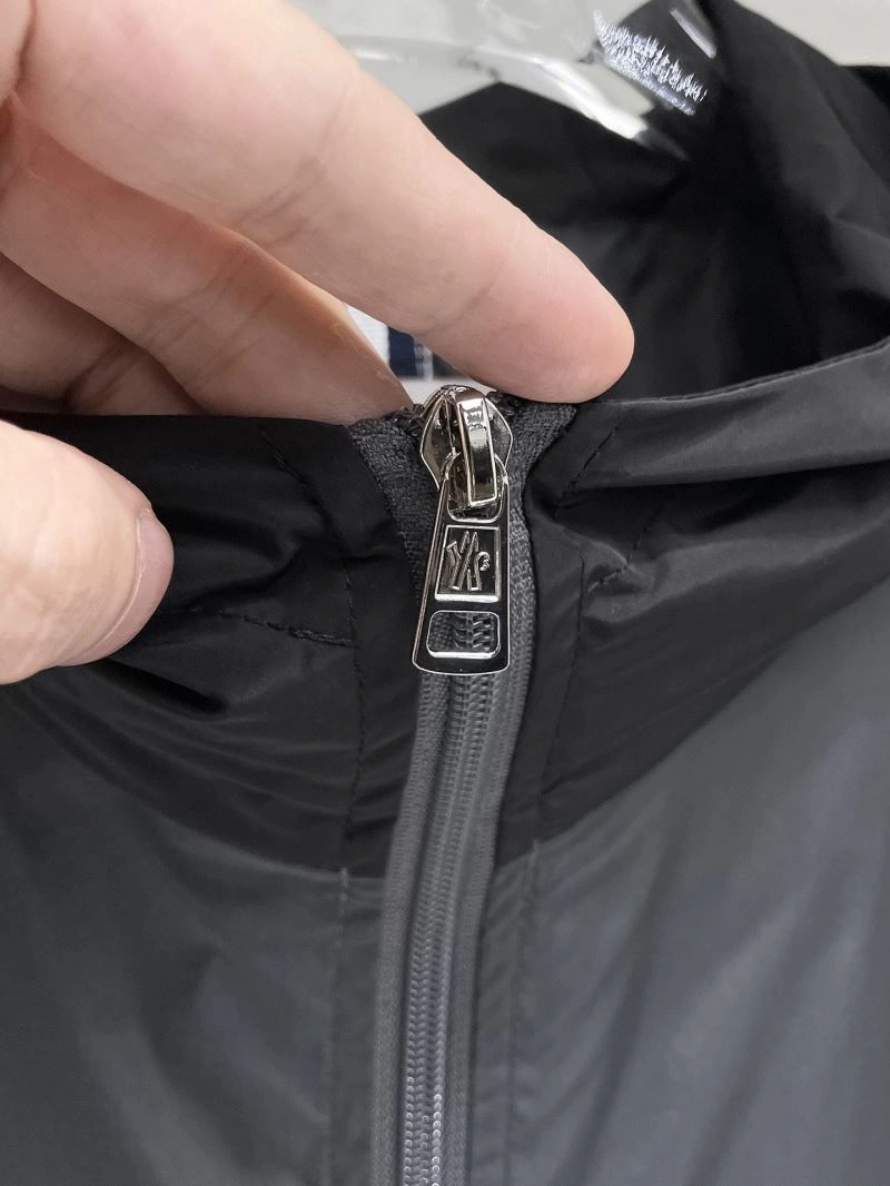 Moncler Outwear Casual 141966