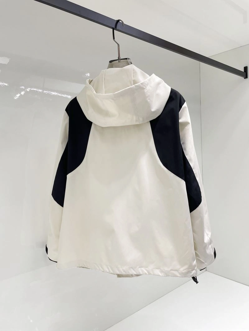 Minimalist Moncler Outwear 141969