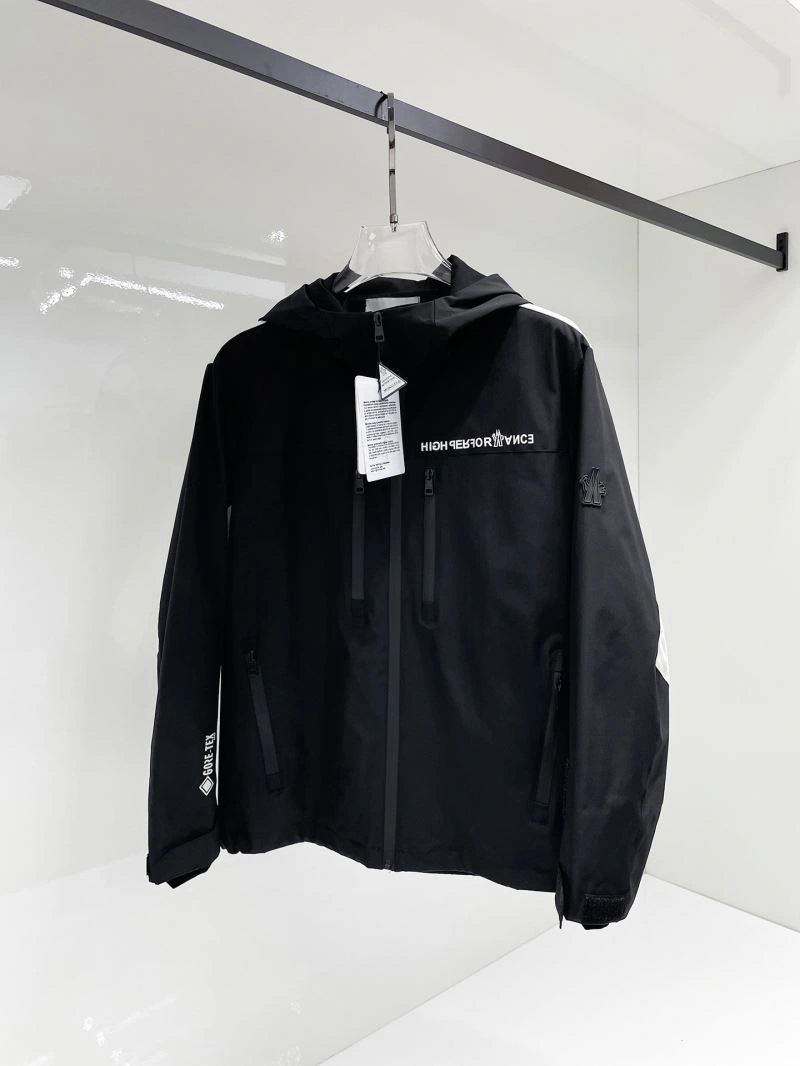 Moncler Outwear Soft 141959