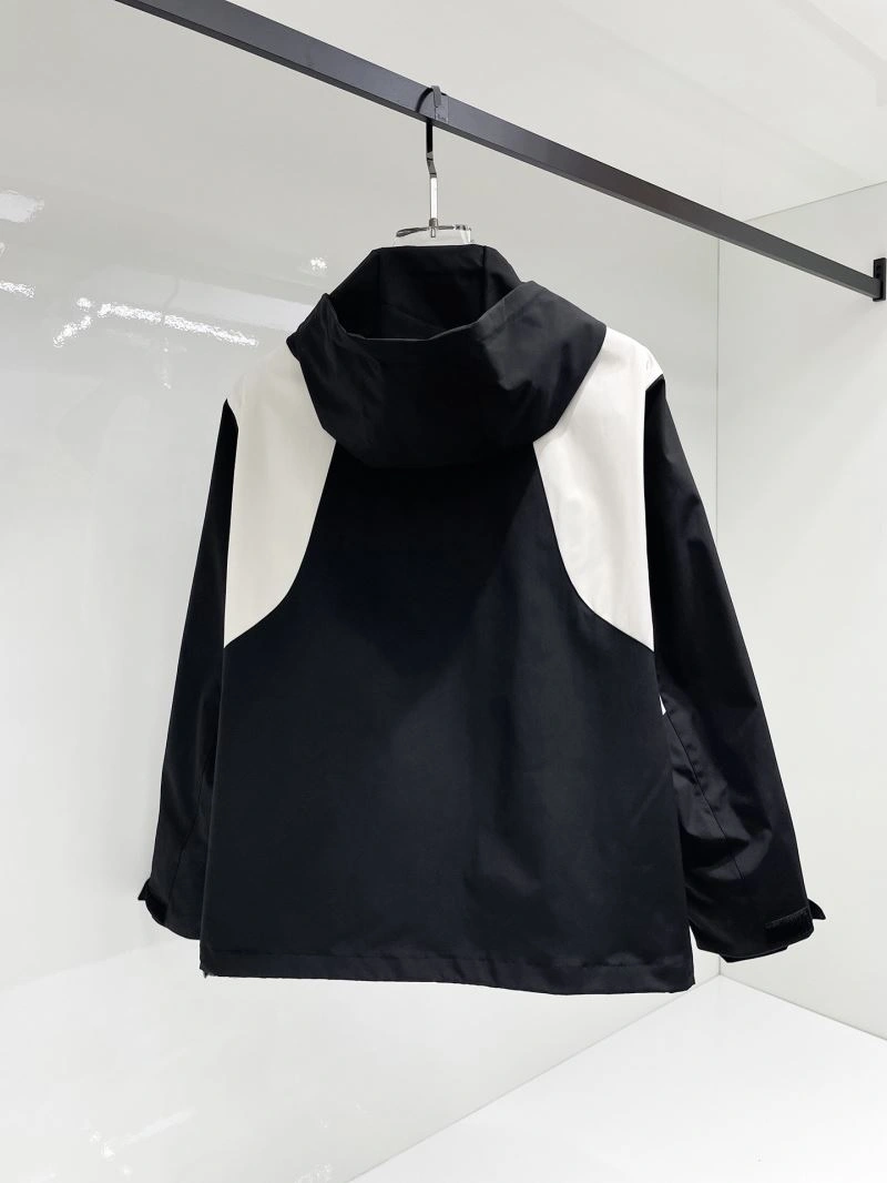 Moncler Outwear Soft 141959