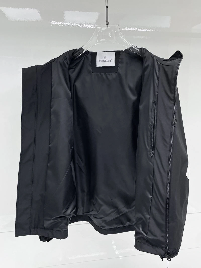 Moncler Outwear Soft 141959