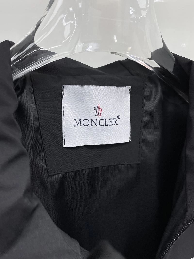 Moncler Outwear Soft 141959