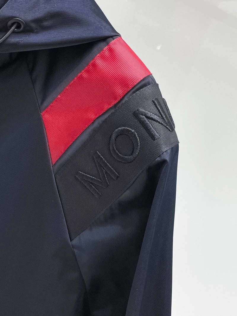 Seasonal Moncler Outwear 141963