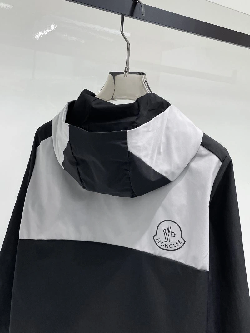 Moncler Outwear SunProtective 141950