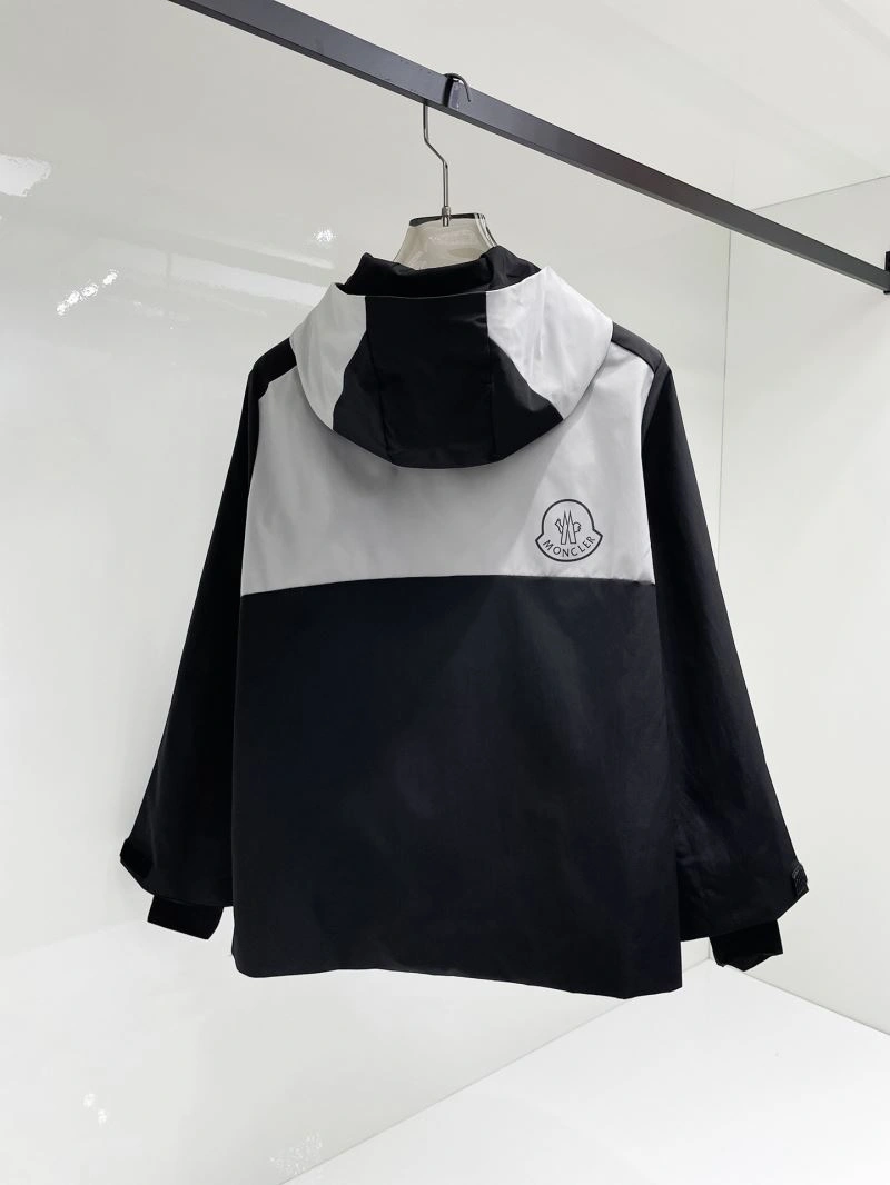 Moncler Outwear SunProtective 141950
