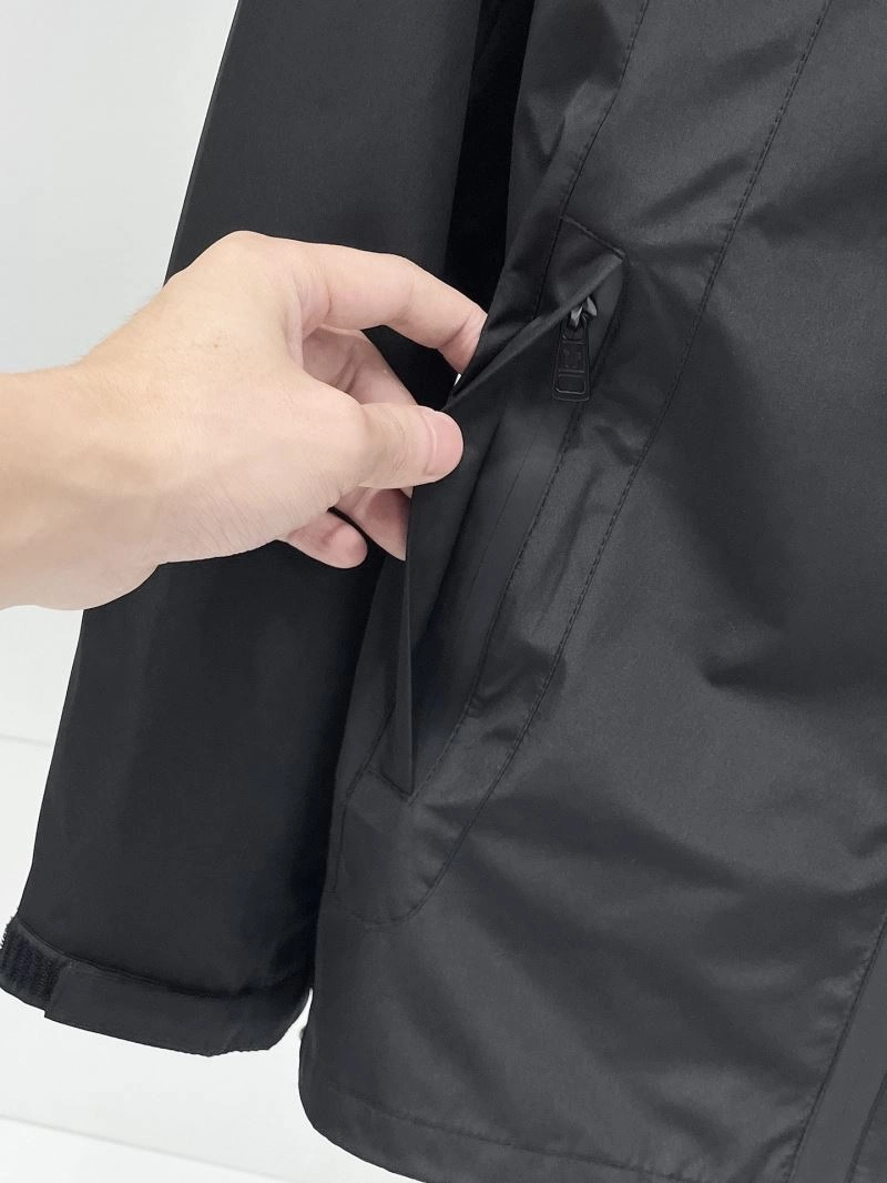 Moncler Outwear QuickDry 141970